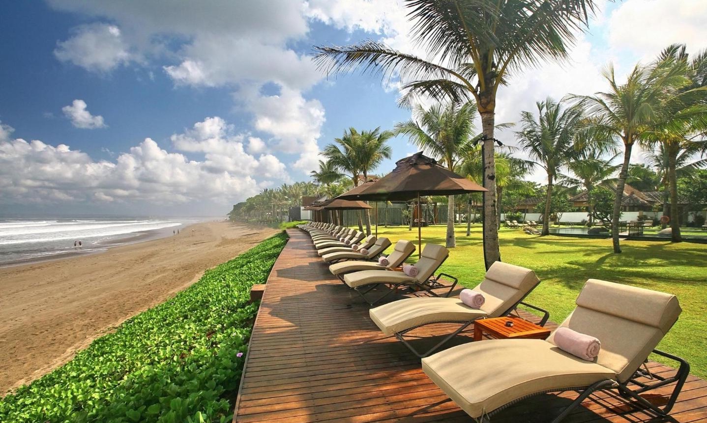 hotel and private villa in seminyak for bali holiday