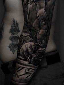 erga_tattoo_1779343104_3901735010266511433_4852543208